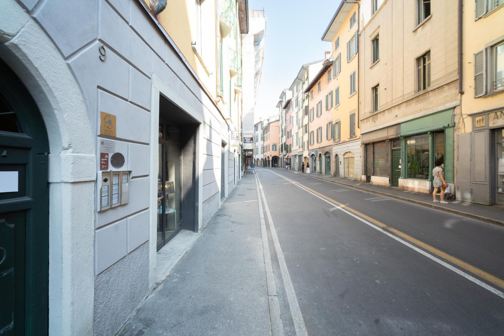 Al Donni Aircon City Center Bergamo Exterior photo
